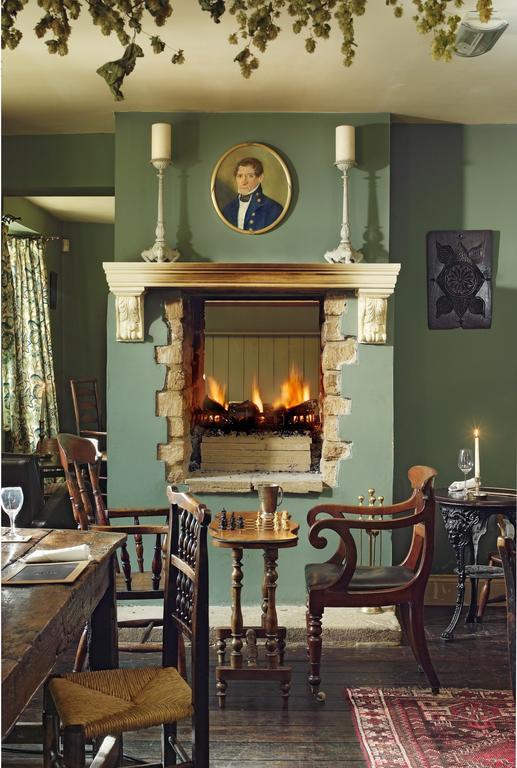 Zajazd Lord Poulett Arms Bristol